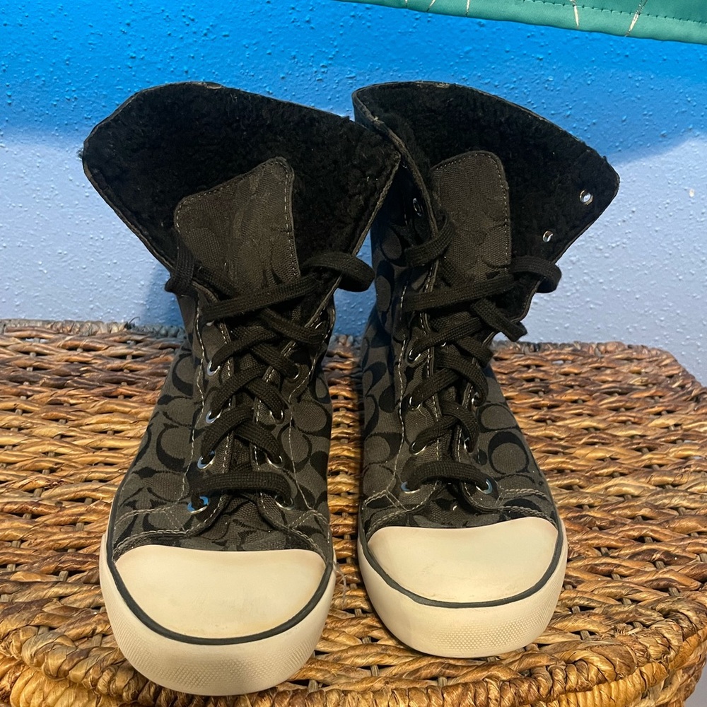 High tops - Picture 3 of 6